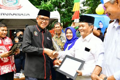 Gubernur Sulsel, Nurdin Abdullah Resmikan 10 Perpustakaan Lorong di Makassar