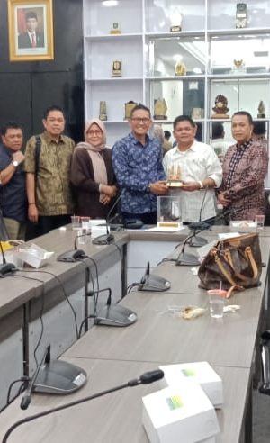 Pansus rumah Kumuh DPRD makassar Kunjungi DPRD Gresik