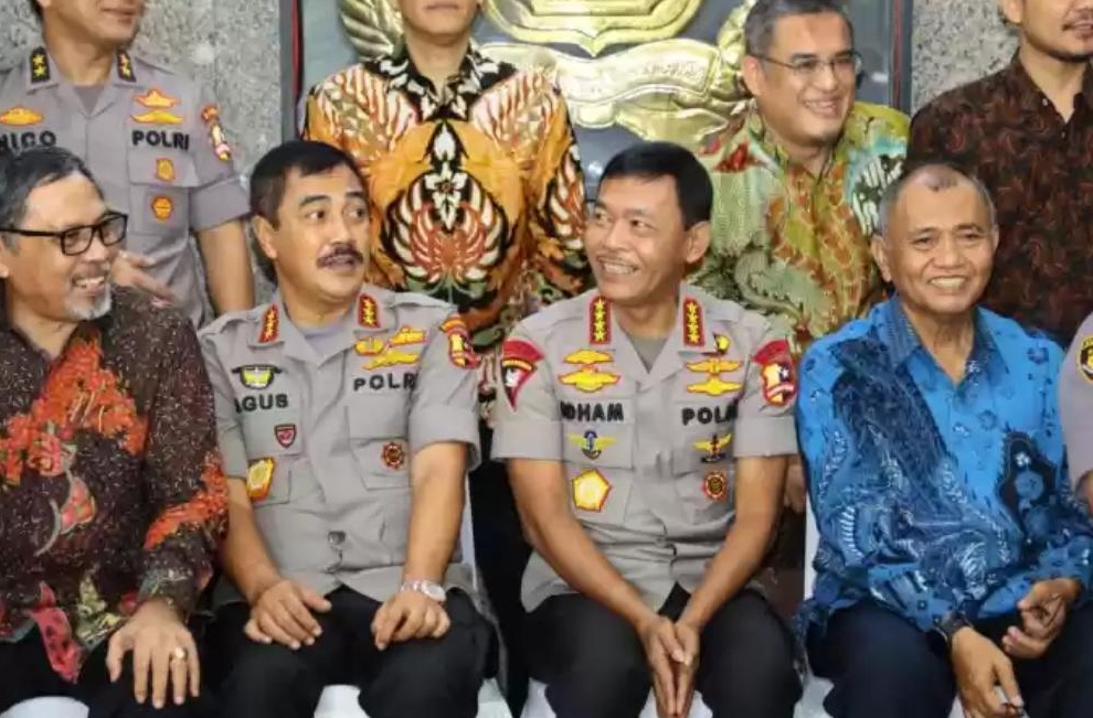 100 Hari Jenderal Idham Azis, Dukung Visi Jokowi, Polri Tangkap Teroris Eks-ISIS Bongkar Mafia Minyak