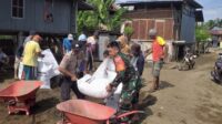 Bangun Kembali Budaya Gotong Royong, Anggota Polres Soppeng Kerja Bakti