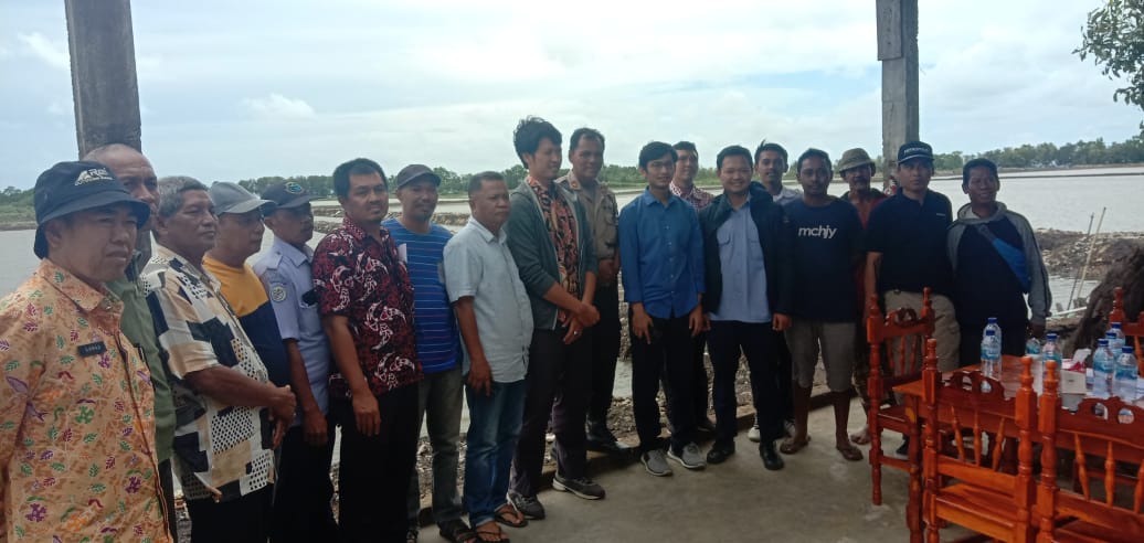 Dialog Tim Menteri KKP Dengan Kelompok Tani Tambak di Kampung Tana Rajae Desa Bonto Manai