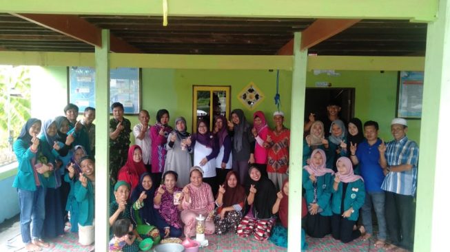 Mahasiswa KKN UMMA Bersama Ibu- Ibu UPPKS Gelar ki Musyawarah Pembentukan Kelompok Usaha