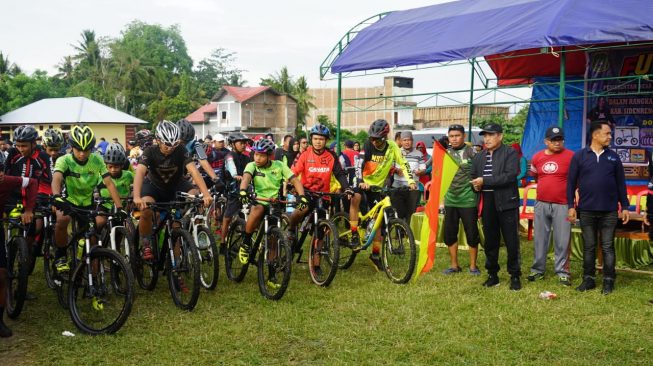 Ratusan Komunitas Passapeda di Sidrap Ikuti ki Fun Bike