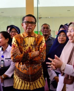 Gubernur Sulsel Himbau Jangki Panik Hadapi Virus Corona Gubernur Sulsel Himbau Jangki Panik Hadapi Virus Corona