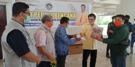 UNM Salurkan Bantuan Untuk Korban Bencana Alam di Kabupaten Bantaeng dan Jeneponto